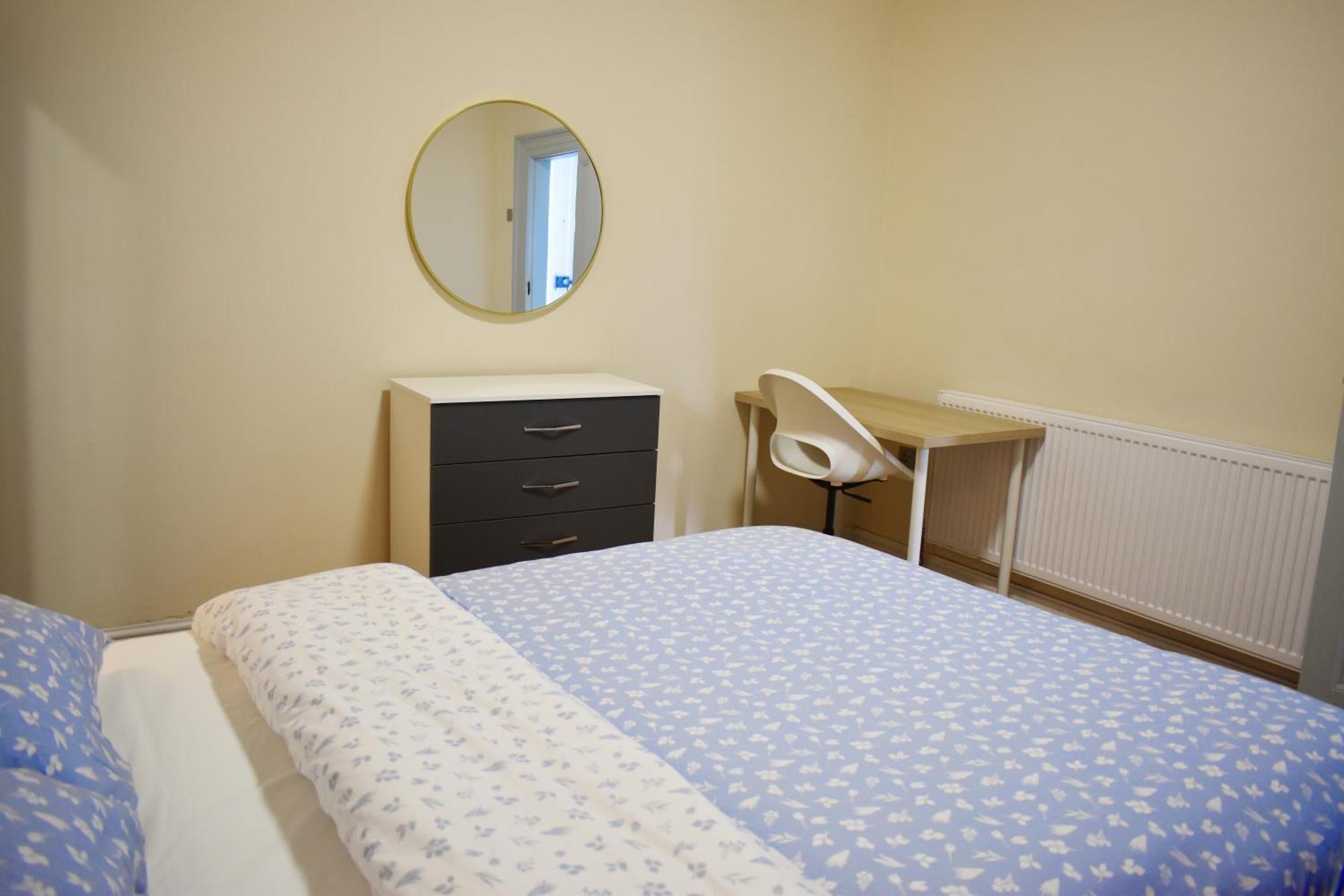 Centre In Edgbaston Near Stadium, Free Parking * Birmingham