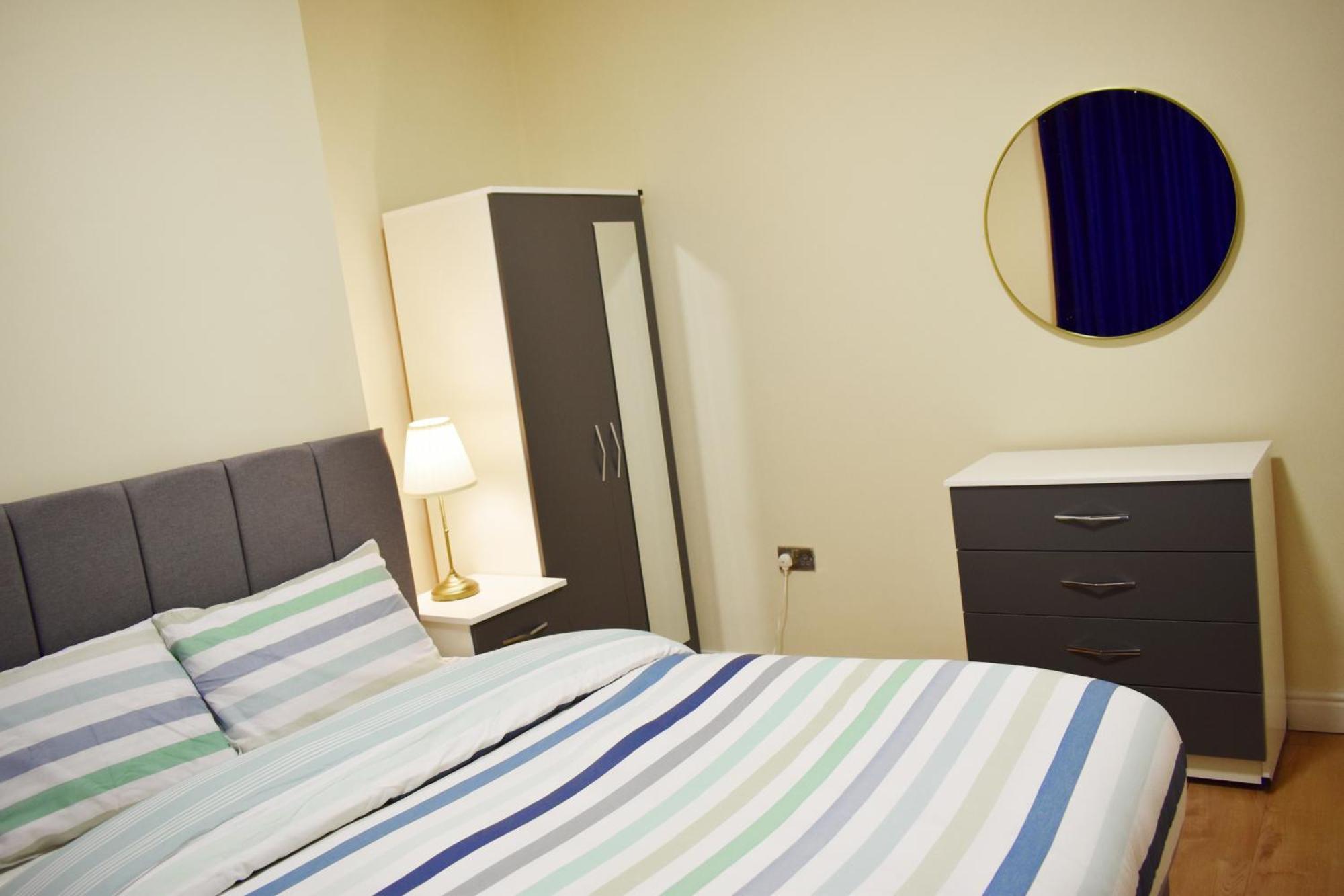 Homestay Centre In Edgbaston Near Stadium, Free Parking Birmingham