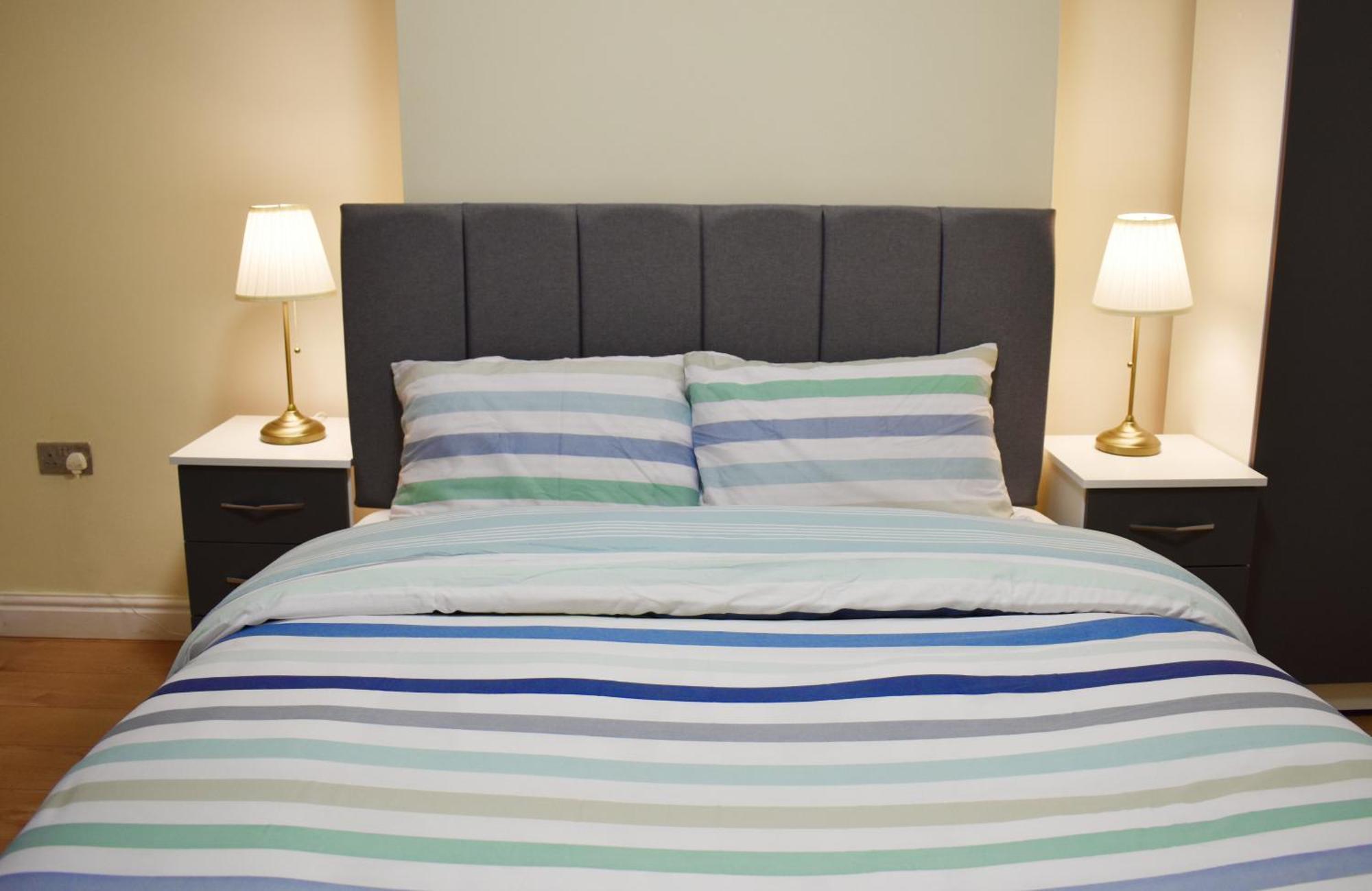 Centre In Edgbaston Near Stadium, Free Parking Homestay Birmingham