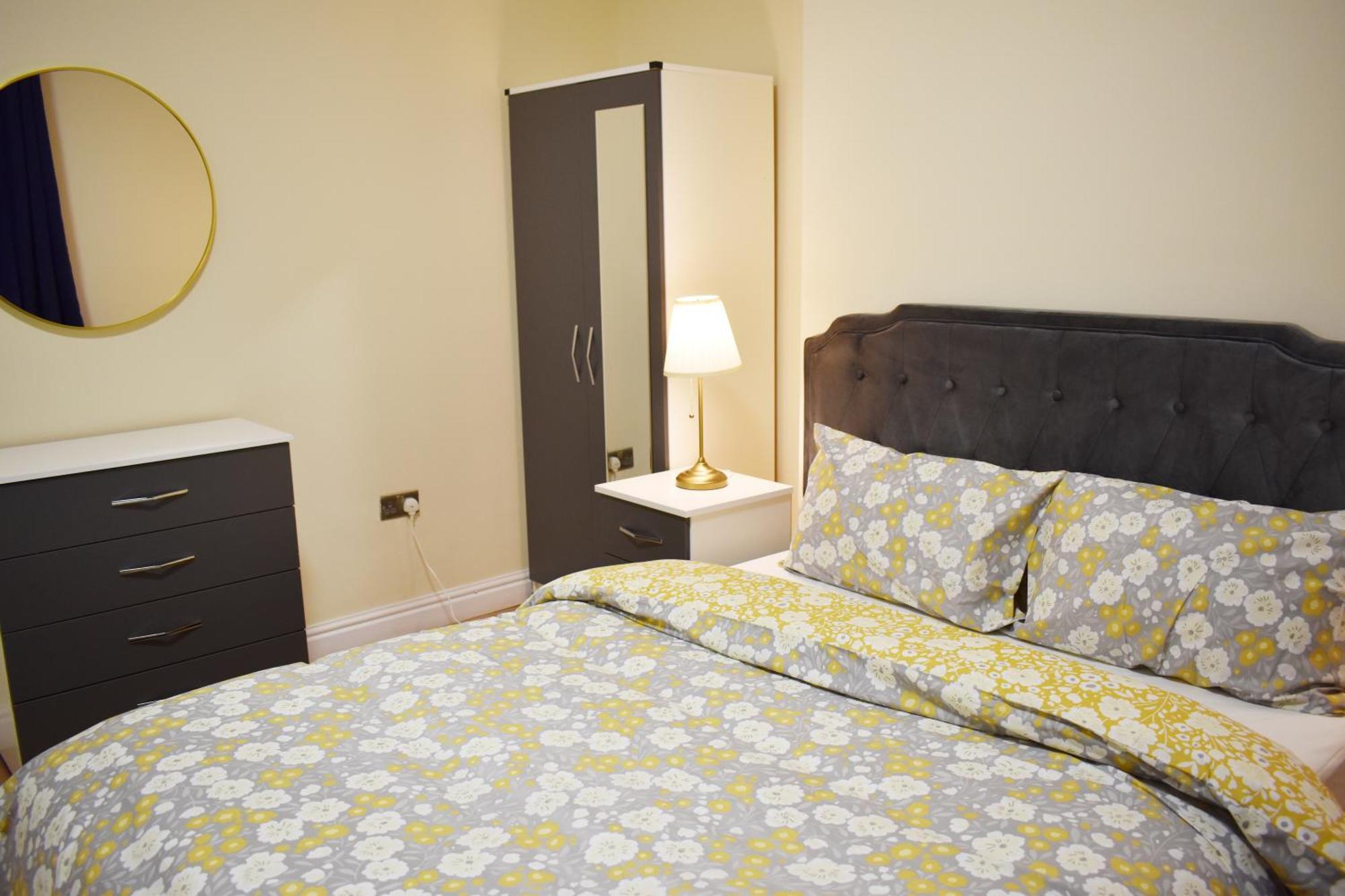 Centre In Edgbaston Near Stadium, Free Parking